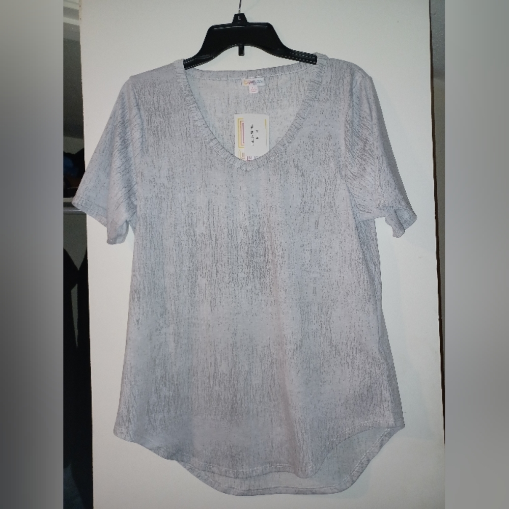 Brandnew with tag LulaRoe Iris size small
